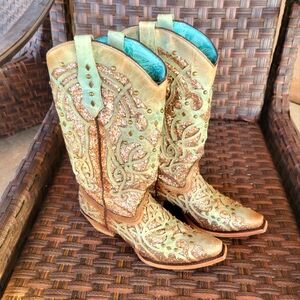 Sparkling Western Cowboy Boots